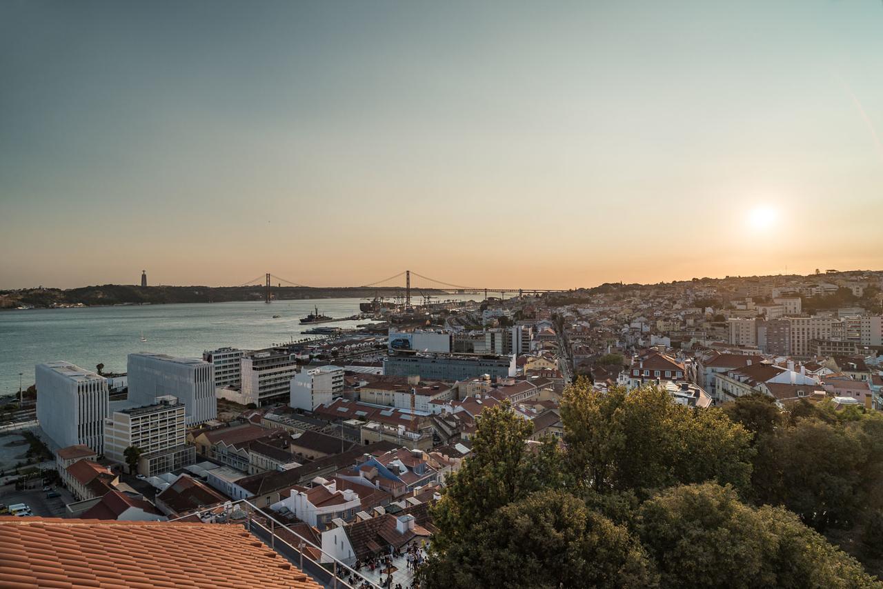 Verride Palacio Santa Catarina Hotel Lisbon Exterior photo